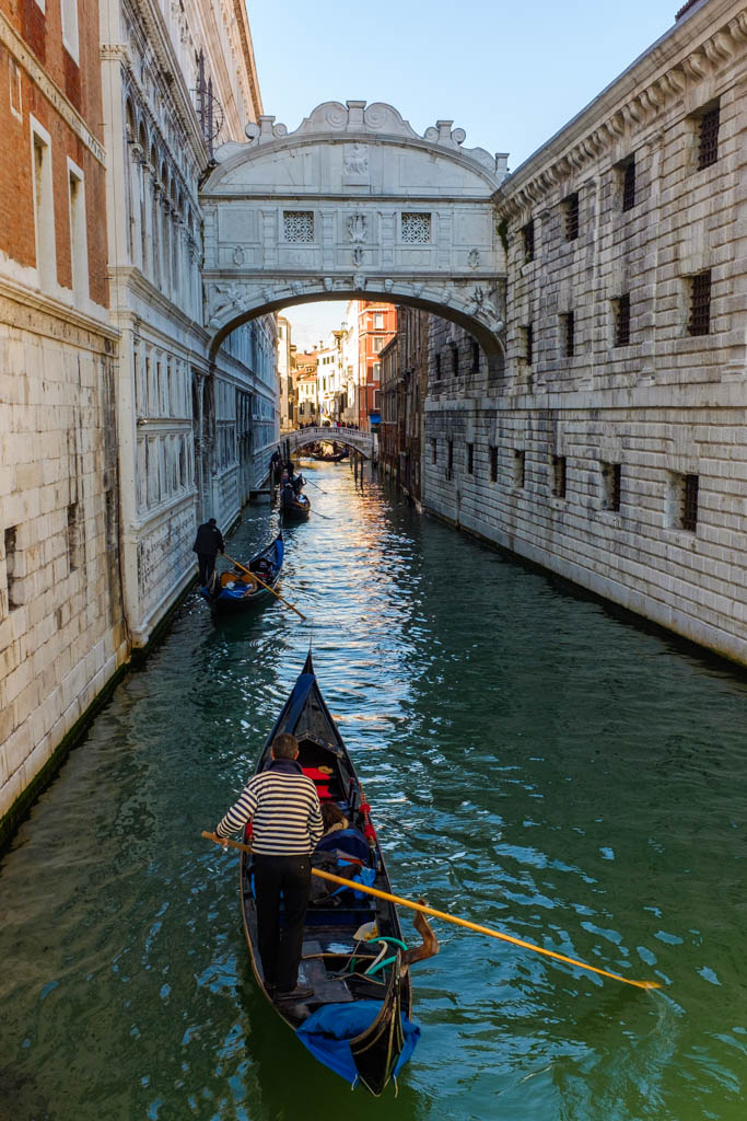 How To Say Water In Italian Acqua Daily Italian Words