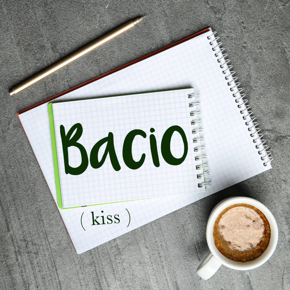 Italian Word Of The Day Bacio kiss Daily Italian Words