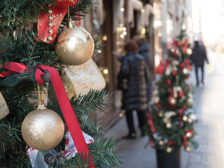 Christmas Greetings in the Italian Language: Vocabulary, Phrases &amp; More - Daily Italian Words