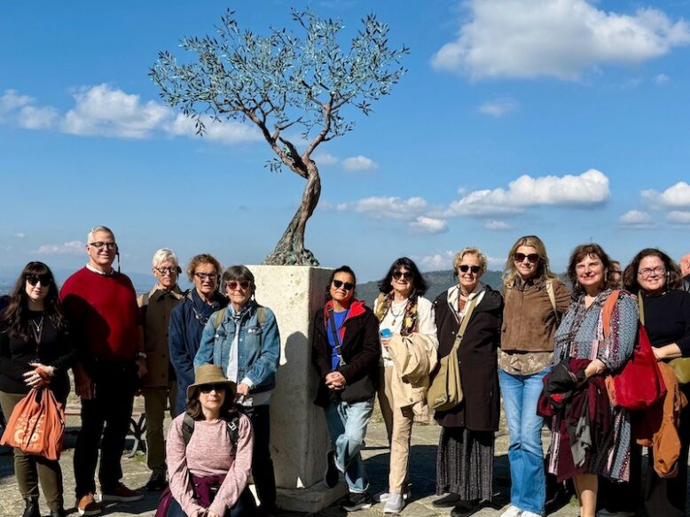 tour group in cortona